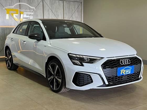 Carro 2.0 40 TFSI MHEV SPORTBACK S LINE S-TRONIC