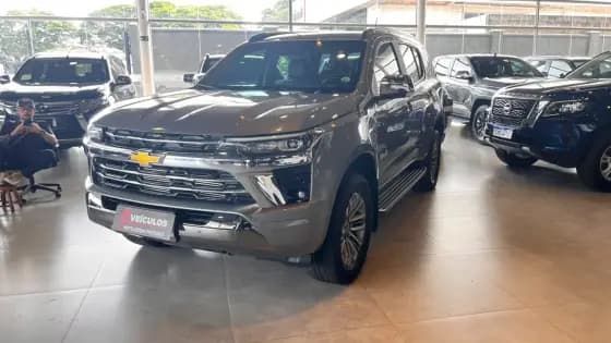 Carro 2.8 16V TURBO DIESEL HIGH COUNTRY 7L 4X4 AUTOMÁTICO