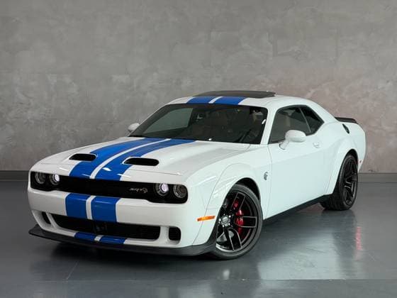 Carro 6.2 V8 HEMI GASOLINA SRT HELLCAT WIDEBODY JAILBREAK TORQUEFLITE