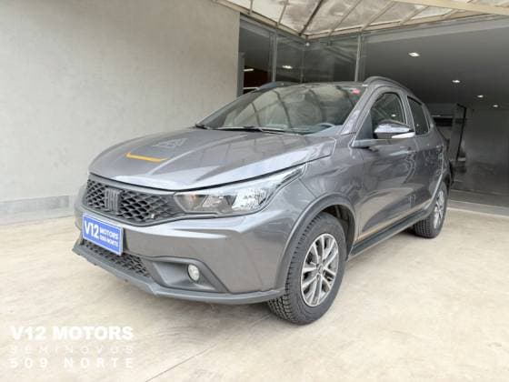 Carro 1.3 FIREFLY FLEX TREKKING CVT