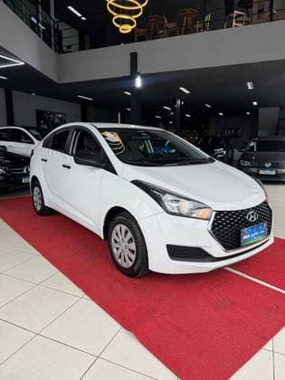 Carro 1.0 UNIQUE 12V FLEX 4P MANUAL