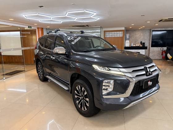 Carro 2.4 16V MIVEC TURBO DIESEL HPE AWD AUTOMÁTICO