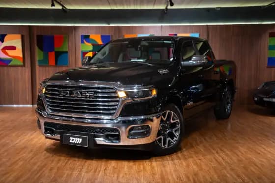 Carro 3.0 HURRICANE 6 BITURBO GASOLINA LARAMIE CD 4X4 AUTOMÁTICO