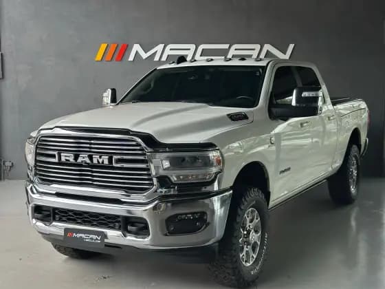 Carro 6.7 I6 TURBO DIESEL LARAMIE CD 4X4 AUTOMÁTICO