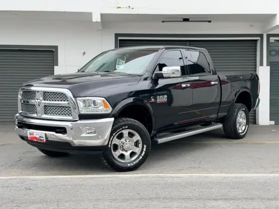 Carro 6.7 LARAMIE 4X4 CD I6 TURBO DIESEL 4P AUTOMÁTICO