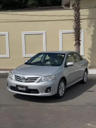 Carro 2.0 ALTIS 16V FLEX 4P AUTOMÁTICO