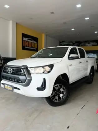 Carro 2.8 D-4D TURBO DIESEL CD POWER PACK 4X4 MANUAL