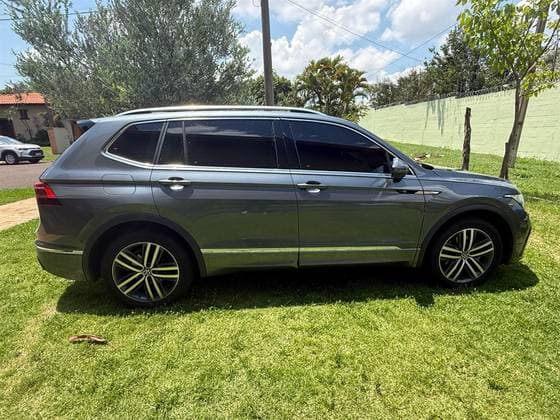 Carro 2.0 300 TSI GASOLINA ALLSPACE R-LINE AUTOMÁTICO