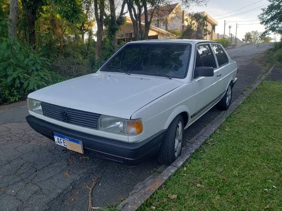 Carro 1.8 CL 8V GASOLINA 2P MANUAL