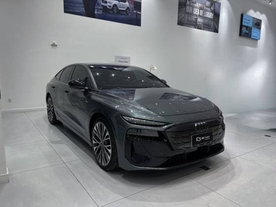 Carro 100 KW ELÉTRICO SPORTBACK PERFORMANCE BLACK