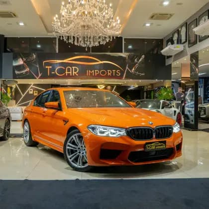 Carro 4.4 V8 TWIN POWER M XDRIVE STEPTRONIC