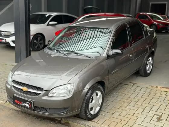 Carro 1.0 MPFI ADVANTAGE 8V FLEX 4P MANUAL
