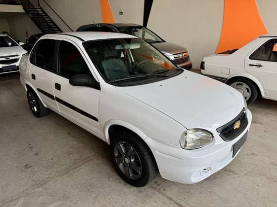 Carro 1.0 MPFI LIFE 8V FLEX 4P MANUAL