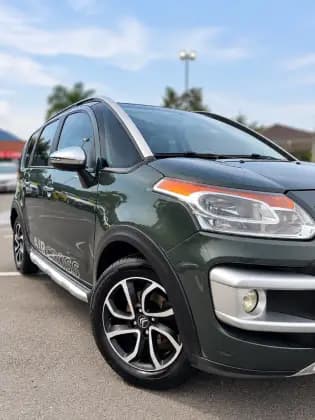Carro 1.6 EXCLUSIVE 16V FLEX 4P MANUAL