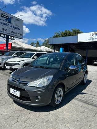 Carro 1.5 EXCLUSIVE 8V FLEX 4P MANUAL