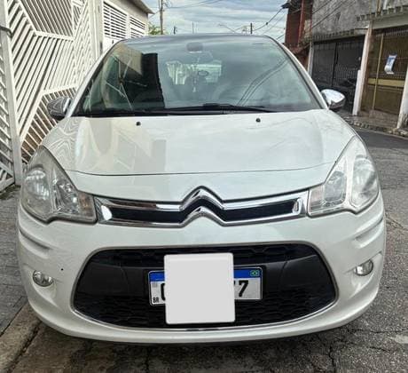 Carro 1.5 EXCLUSIVE 8V FLEX 4P MANUAL