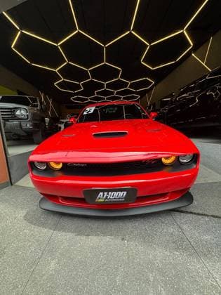 Carro 6.4 V8 HEMI GASOLINA R/T SCAT PACK WIDEBODY TORQUEFLITE