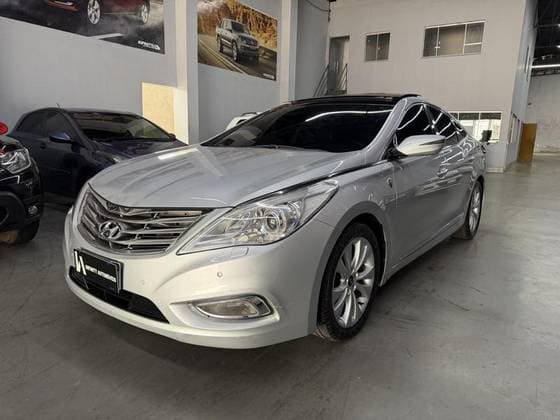 Carro 3.0 MPFI GLS V6 24V GASOLINA 4P AUTOMÁTICO