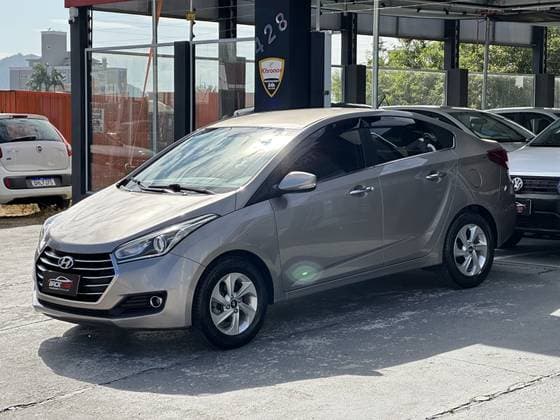 Carro 1.6 PREMIUM 16V FLEX 4P AUTOMÁTICO