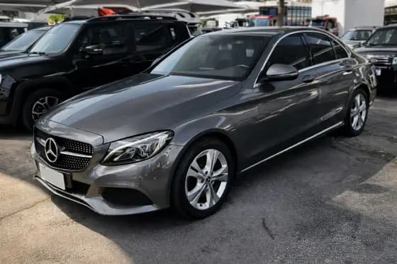 Carro 2.0 CGI GASOLINA AVANTGARDE 9G-TRONIC