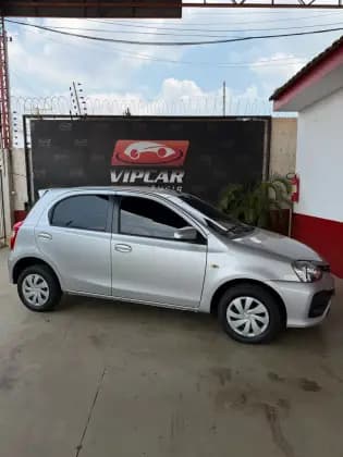 Carro 1.5 XS 16V FLEX 4P MANUAL