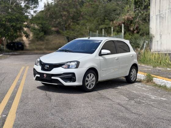 Carro 1.5 X PLUS 16V FLEX 4P MANUAL