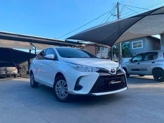 Carro 1.5 16V FLEX SEDAN XL MULTIDRIVE