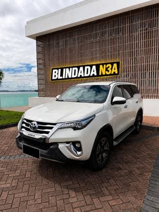 Carro 2.8 SRX DIAMOND 4X4 7 LUGARES 16V TURBO INTERCOOLER DIESEL 4P AUTOMÁTICO