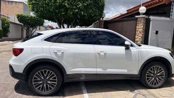 Carro 2.0 40 TFSI GASOLINA SPORTBACK PERFORMANCE QUATTRO TIPTRONIC