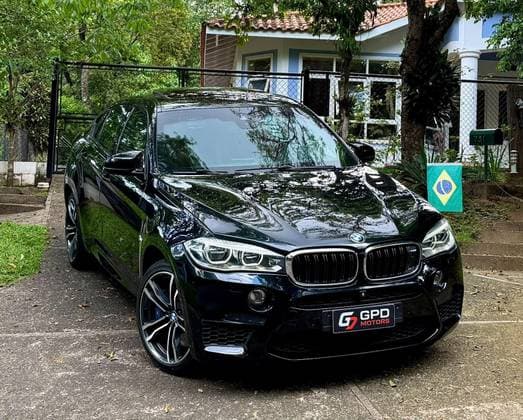 Carro 4.4 M 4X4 COUPÉ V8 32V BI-TURBO GASOLINA 4P AUTOMÁTICO
