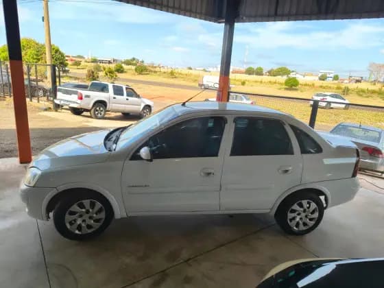 Carro 1.4 MPFI MAXX SEDAN 8V FLEX 4P MANUAL