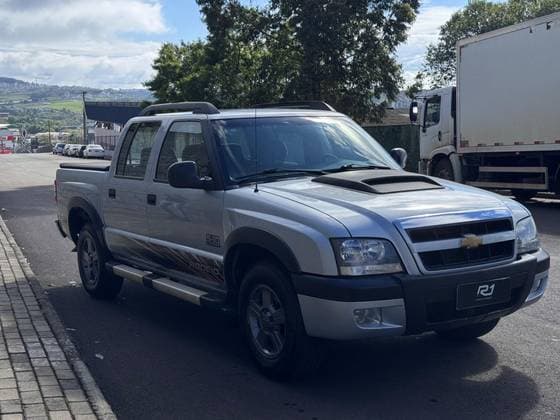 Carro 2.4 MPFI RODEIO 4X2 CD 8V FLEX 4P MANUAL