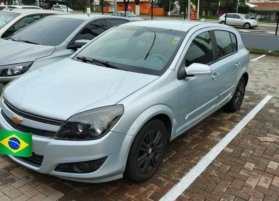Carro 2.0 MPFI GT HATCH 8V FLEX 4P MANUAL