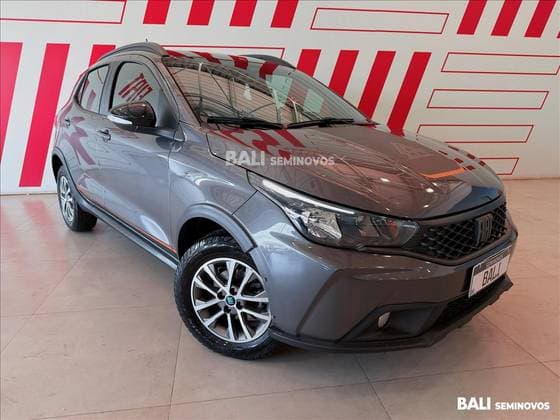 Carro 1.3 FIREFLY FLEX TREKKING CVT