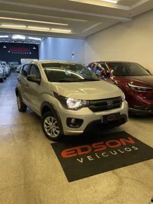 Carro 1.0 FIREFLY FLEX LIKE. MANUAL