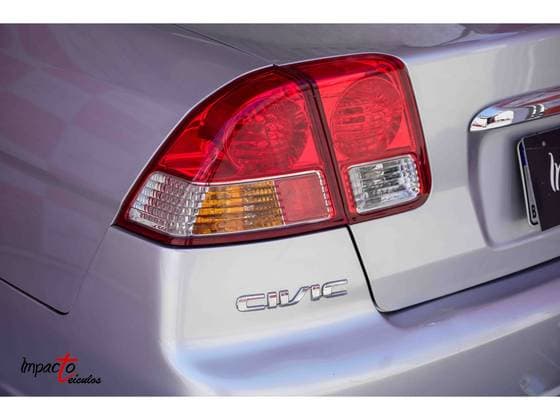 Carro 1.7 LX 16V GASOLINA 4P MANUAL