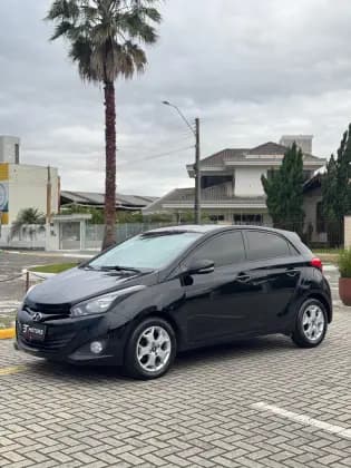 Carro 1.6 COMFORT PLUS 16V FLEX 4P AUTOMÁTICO