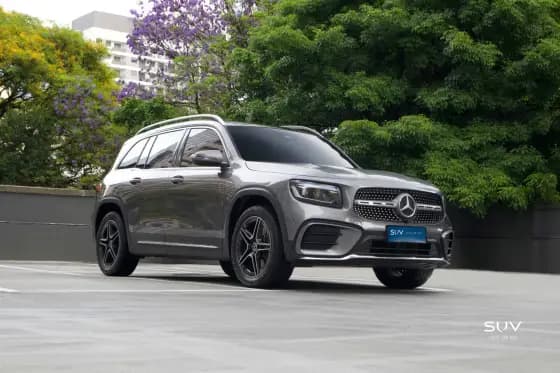 Carro 2.0 MHEV AMG LINE 4MATIC 8G-DCT