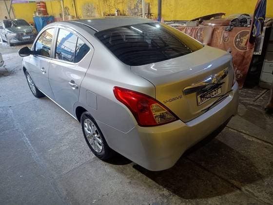 Carro 1.6 16V FLEXSTART V-DRIVE PREMIUM XTRONIC