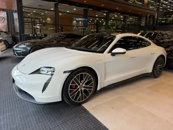 Carro 4S ELÉTRICO