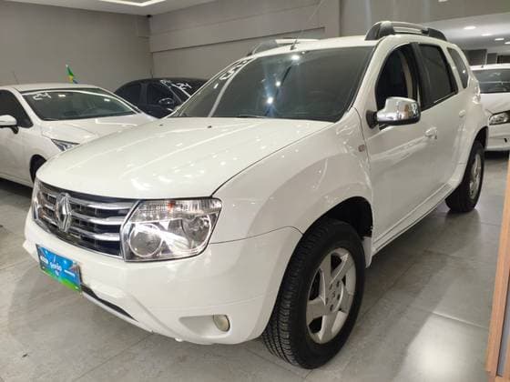 Carro 1.6 DYNAMIQUE 4X2 16V FLEX 4P MANUAL
