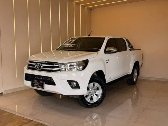 Carro 2.7 SRV 4X2 CD 16V FLEX 4P AUTOMÁTICO
