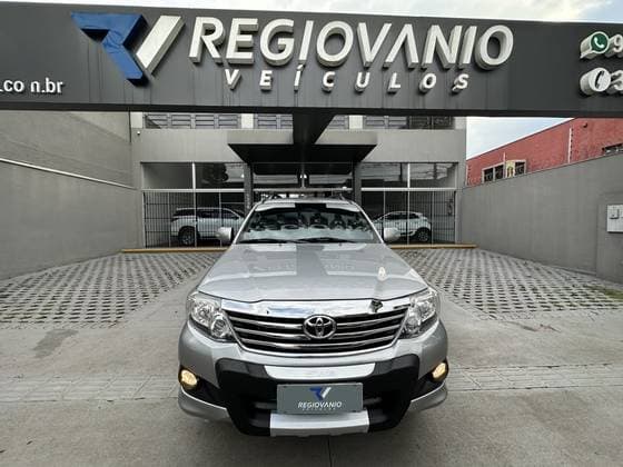 Carro 2.7 SR 4X2 16V FLEX 4P AUTOMÁTICO