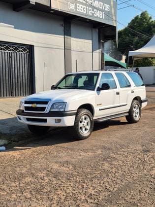 Carro 2.4 MPFI 4X2 8V GASOLINA 4P MANUAL