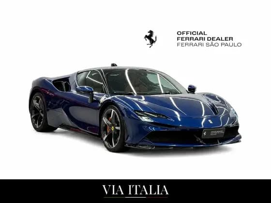 Carro 4.0 V8 TURBO PHEV STRADALE F1-DCT