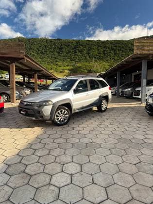 Carro 1.8 MPI ADVENTURE WEEKEND 16V FLEX 4P AUTOMATIZADO