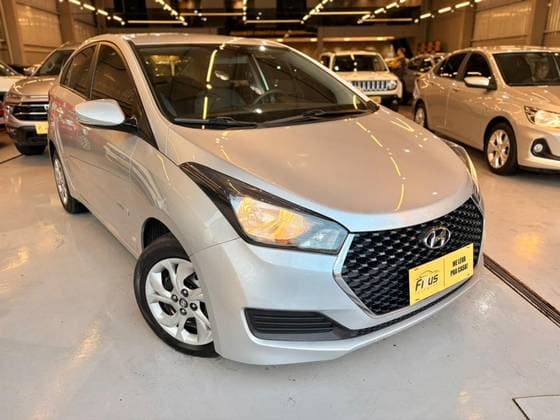 Carro 1.0 COMFORT PLUS 12V FLEX 4P MANUAL