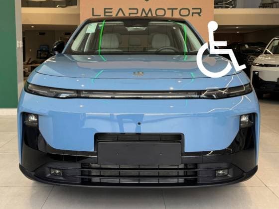 Carro 18,8 KW REEV