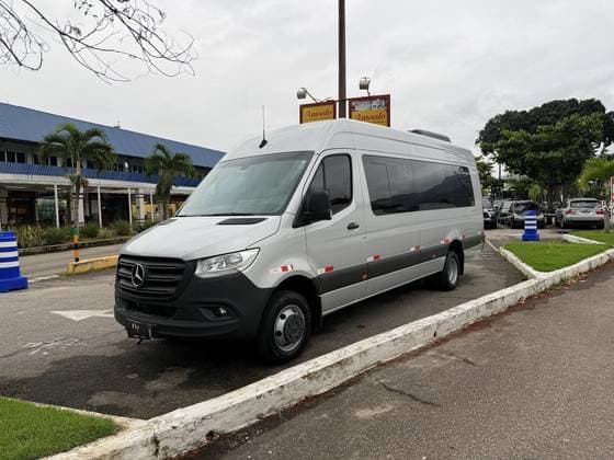 Carro 2.0 CDI DIESEL VAN 517 TA EXTRA LONGO 21L MANUAL