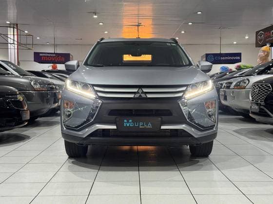 Carro 1.5 MIVEC TURBO GASOLINA GLS CVT